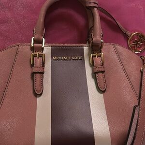 Micheal Kors Small Handbag